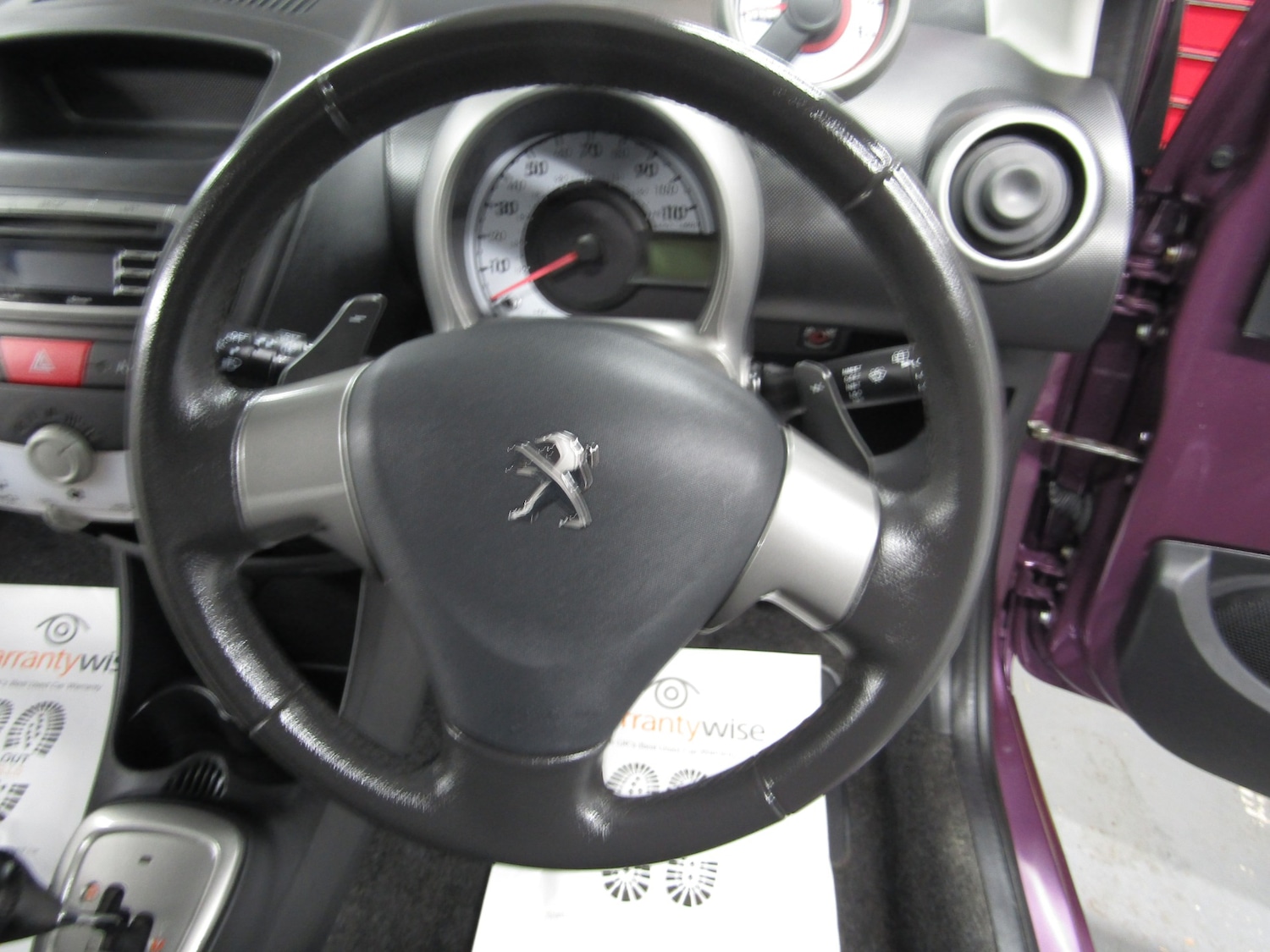 Used Peugeot 107 2014 for sale - 76613589: Photo 15