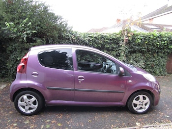 Peugeot - 107