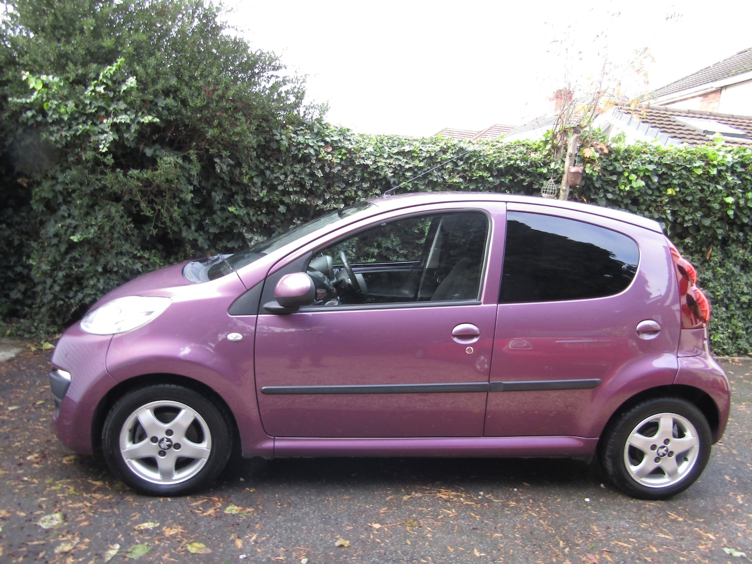 Used Peugeot 107 2014 for sale - 76613589: Photo 2