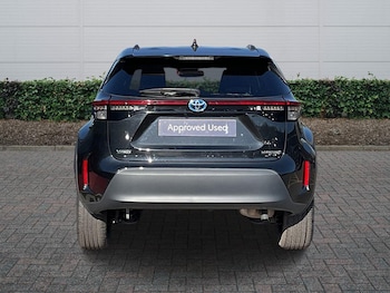 Used Toyota Yaris Cross 2024 for sale - 79256859: Photo
