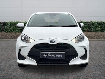 Used Toyota Yaris 2023 for sale - 77560495: Photo