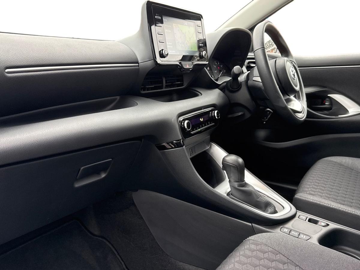 Used Toyota Yaris 2023 for sale - 77560495: Photo 7