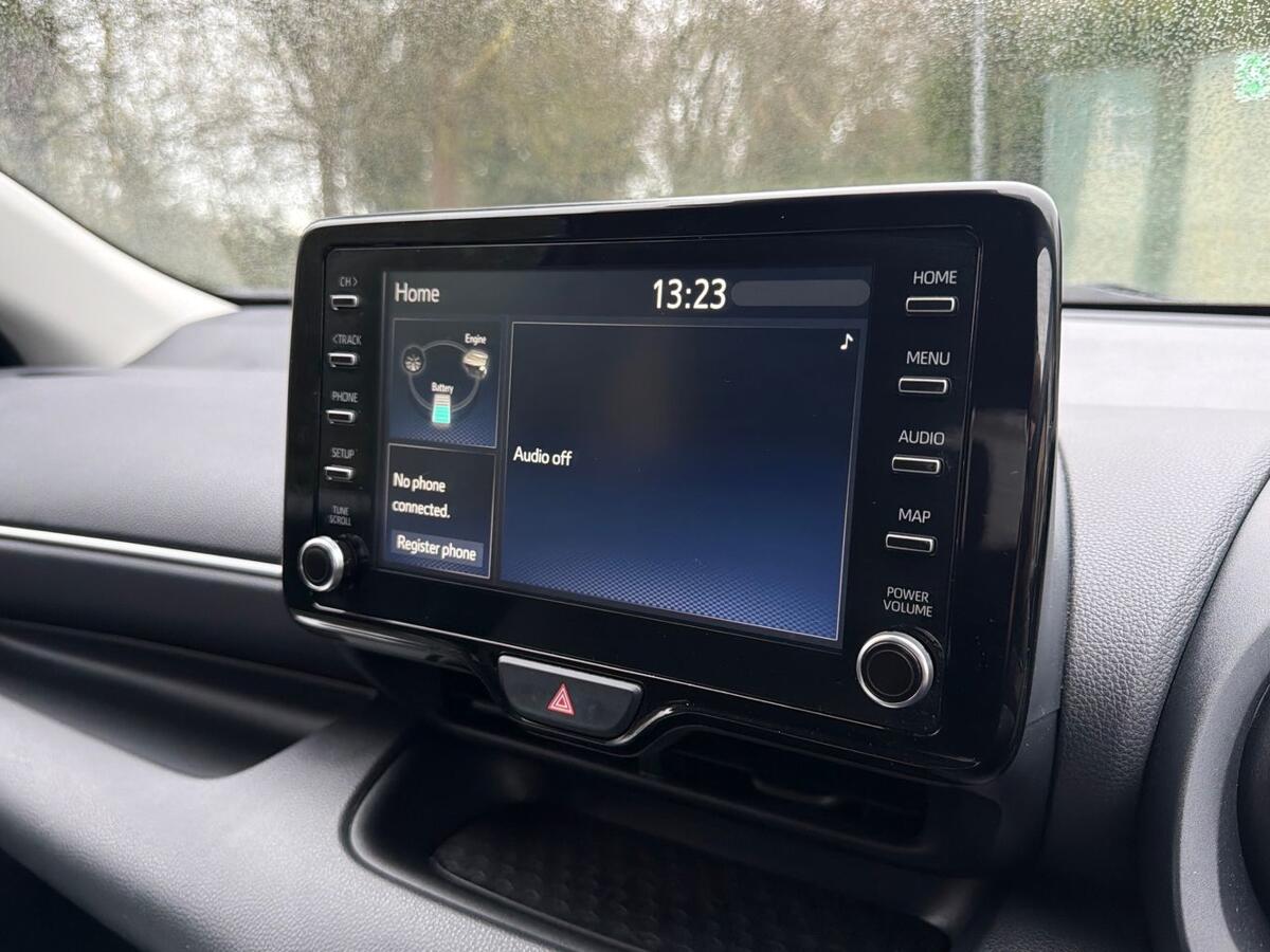 Used Toyota Yaris 2023 for sale - 77359954: Photo 11