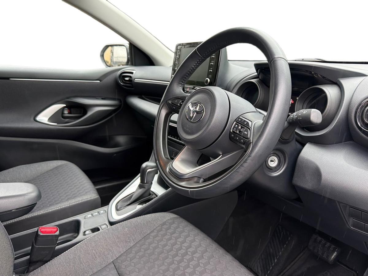 Used Toyota Yaris 2023 for sale - 77359954: Photo 12