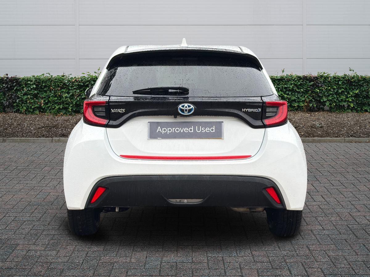 Used Toyota Yaris 2023 for sale - 77359954: Photo 4