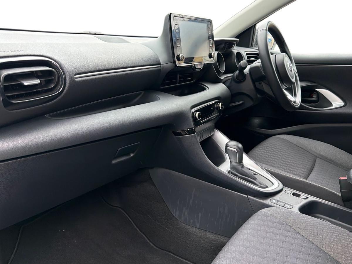 Used Toyota Yaris 2023 for sale - 77359954: Photo 7