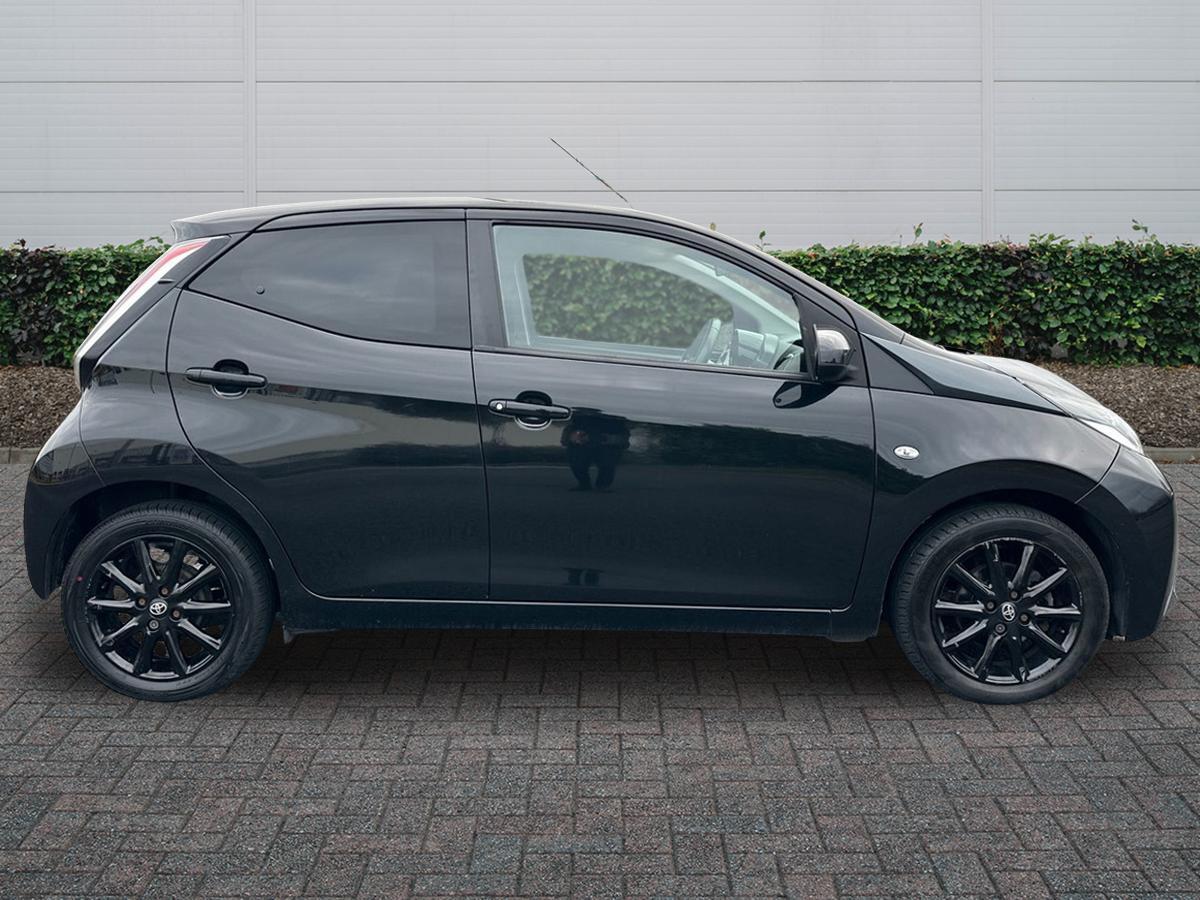 Used Toyota AYGO 2017 for sale - 77725333: Photo 5