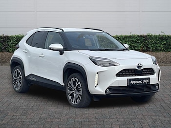 Used Toyota Yaris 2024 for sale - 78102489: Photo