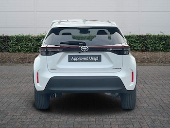 Used Toyota Yaris 2024 for sale - 78102489: Photo