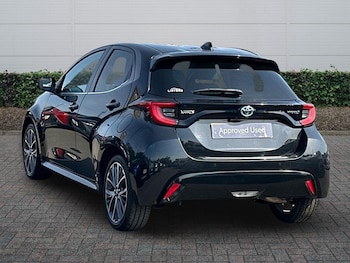 Used Toyota Yaris 2023 for sale - 79000839: Photo