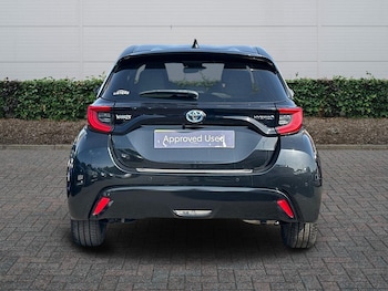 Used Toyota Yaris 2023 for sale - 79000839: Photo