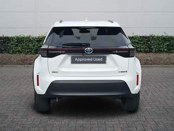 Used Toyota Yaris Cross 2023 for sale - 78936180: Photo