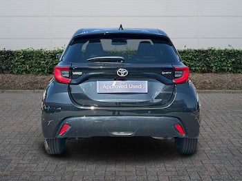 Used Toyota Yaris 2024 for sale - 79781996: Photo