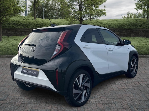 Used Toyota Aygo X 2023 for sale - 76180094: Photo 2