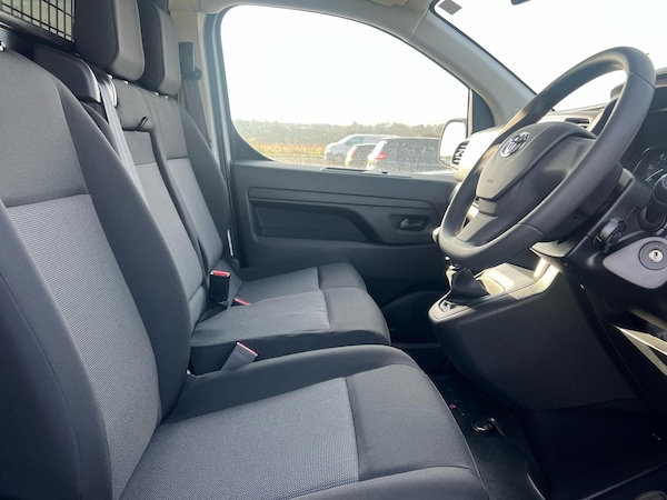 Used Toyota ProAce 2024 for sale - 75328090: Photo 11