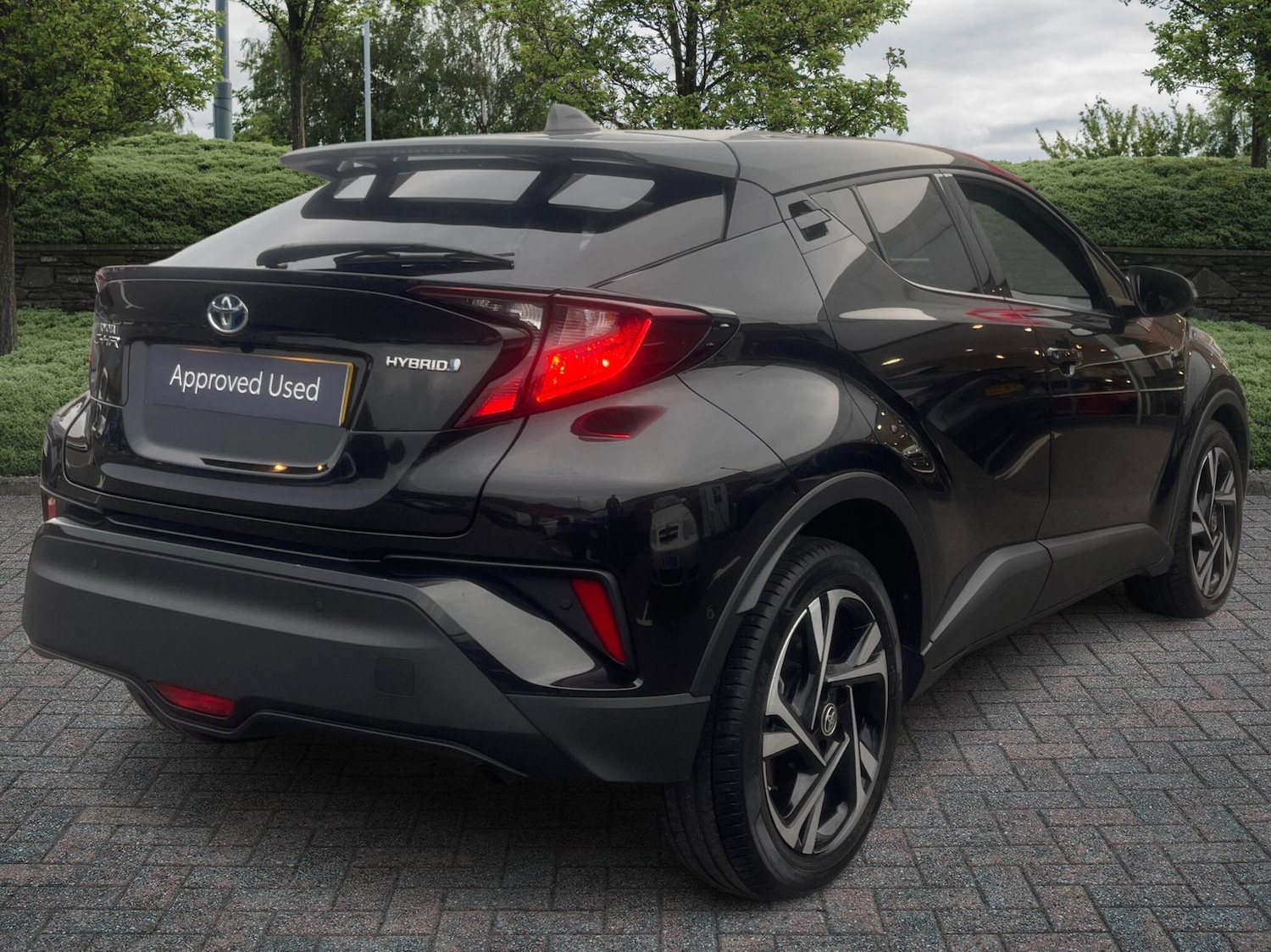 Used Toyota C-HR 2023 for sale - 76139815: Photo 2