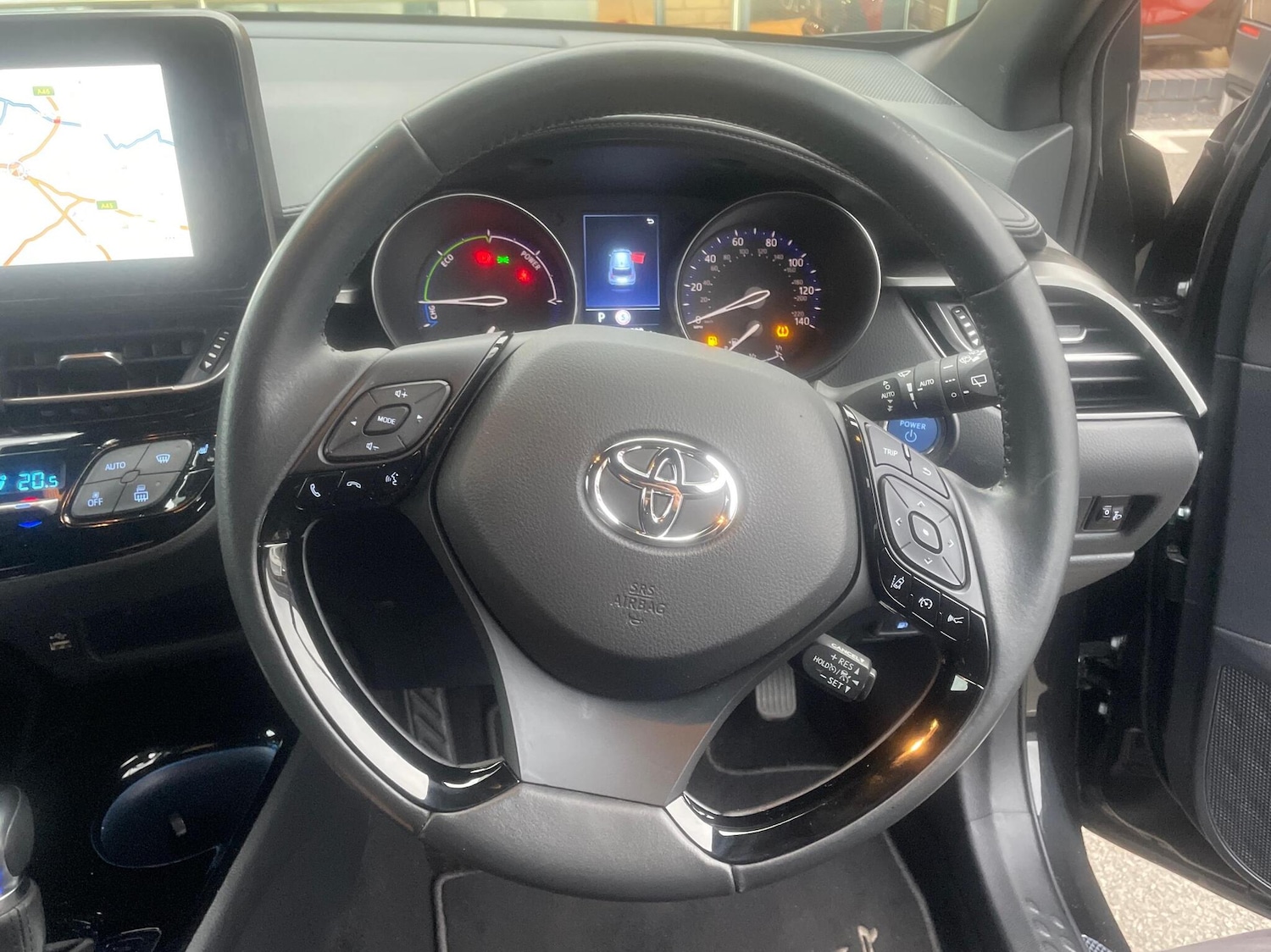 Used Toyota C-HR 2023 for sale - 76139815: Photo 6
