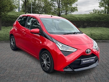 2021 (71) - 1.0 VVT-i X-Play 5dr