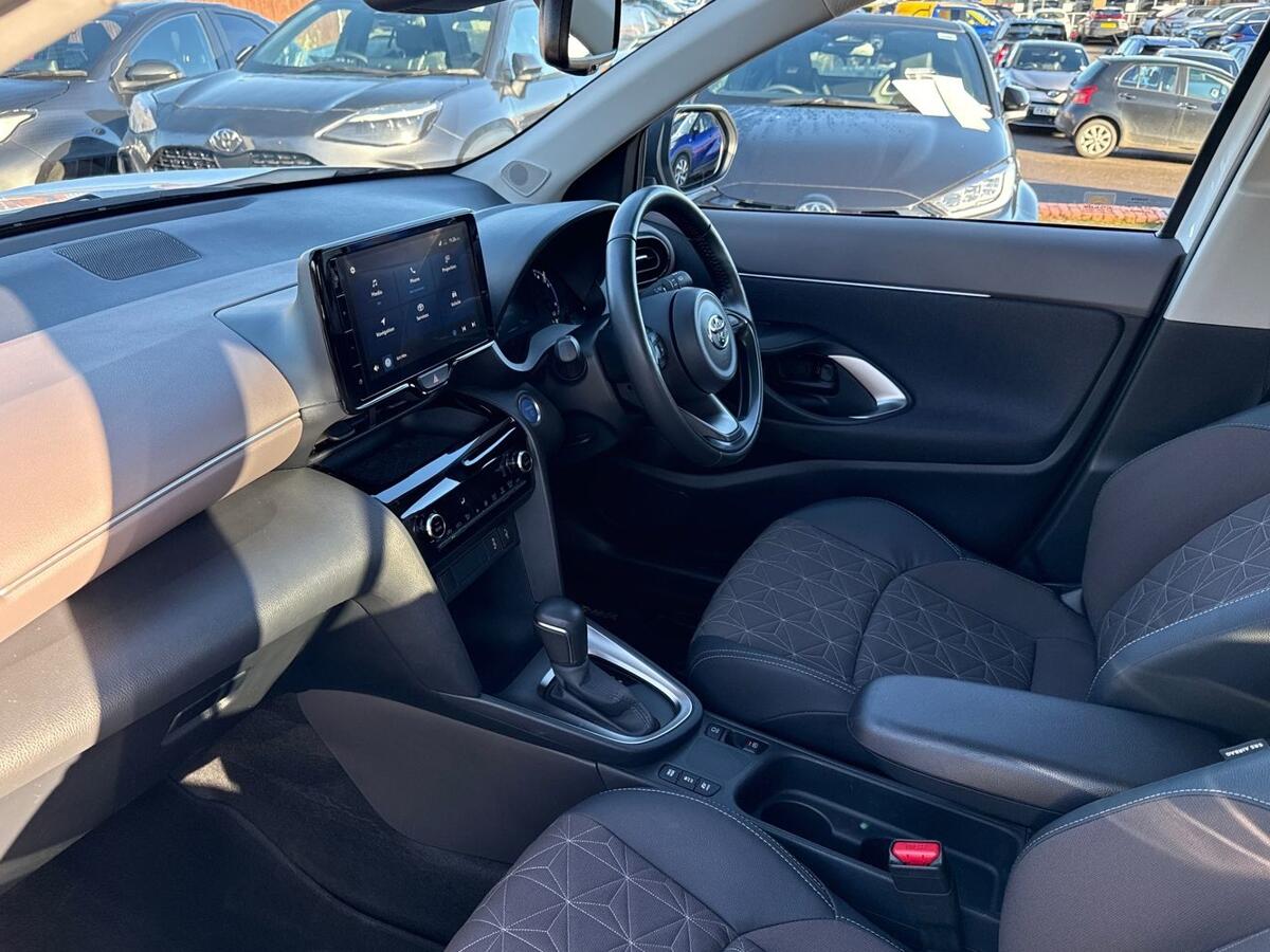 Used Toyota Yaris 2023 for sale - 76539536: Photo 19