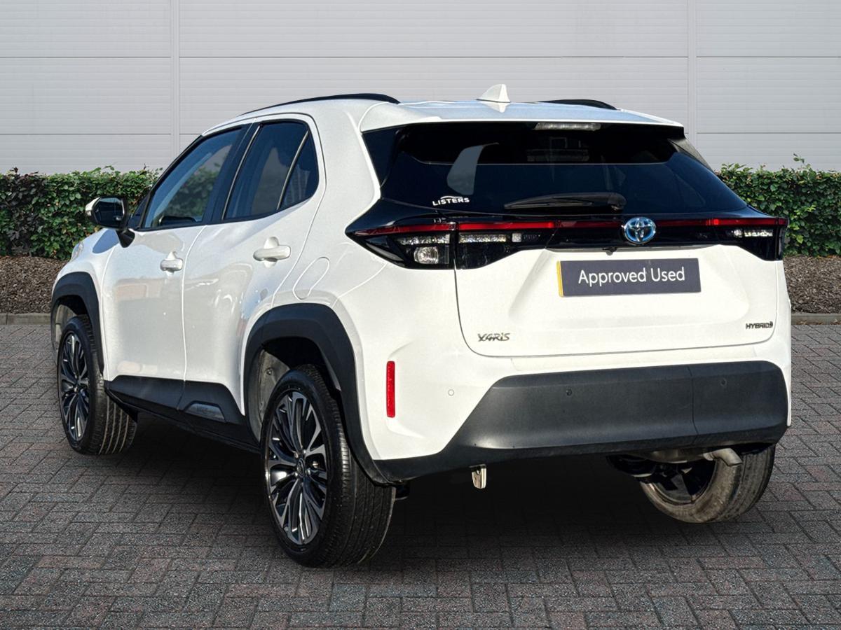 Used Toyota Yaris 2023 for sale - 76539536: Photo 2