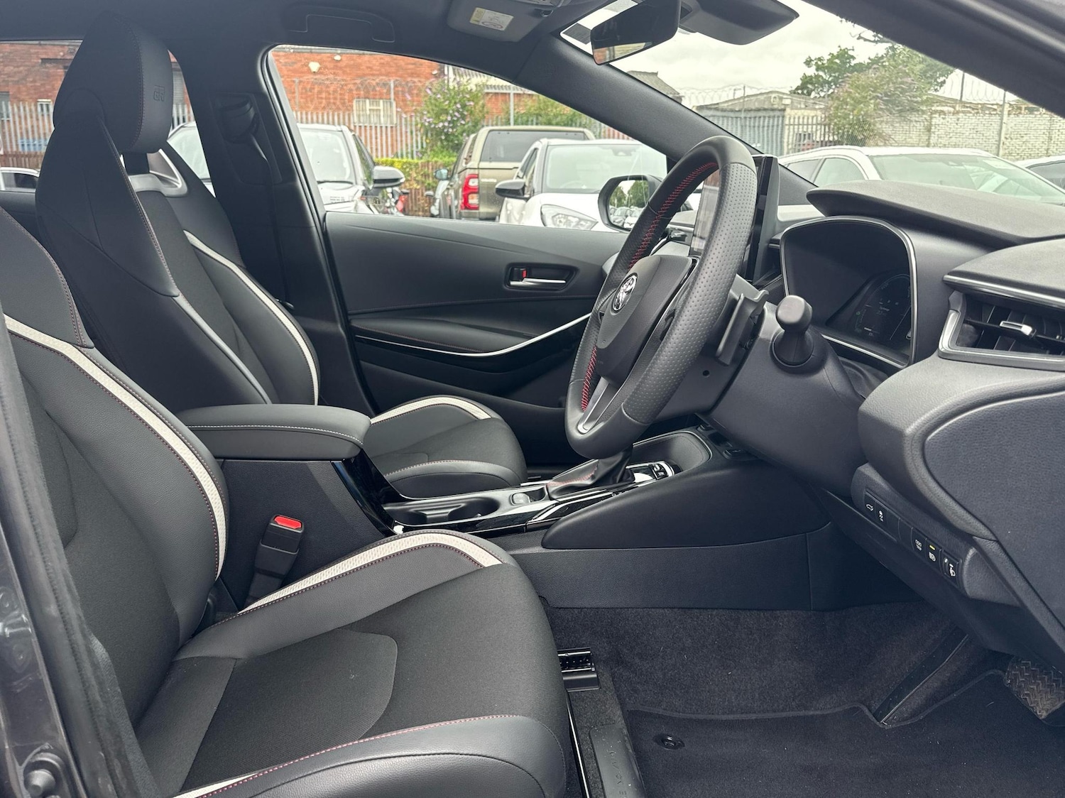 Used Toyota Corolla 2024 for sale - 76434326: Photo 11