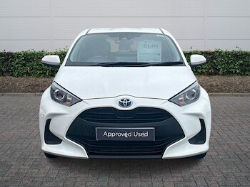 Used Toyota Yaris 2023 for sale - 77926845: Photo