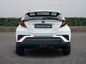 Used Toyota C-HR 2021 for sale - 79678200: Photo