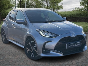 Used Toyota Yaris 2024 for sale - 76400322: Photo