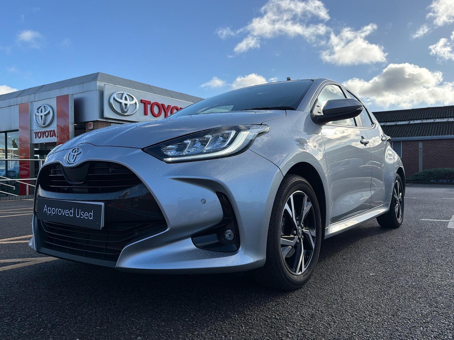 Used Toyota Yaris 2024 for sale - 76400322: Photo 20