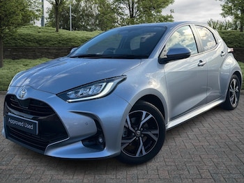 Used Toyota Yaris 2024 for sale - 76400322: Photo