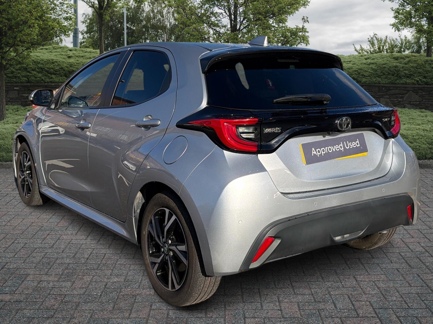 Used Toyota Yaris 2024 for sale - 76400322: Photo 4