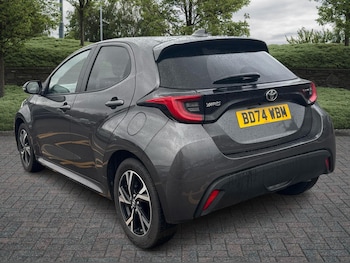 Used Toyota Yaris 2024 for sale - 75698009: Photo
