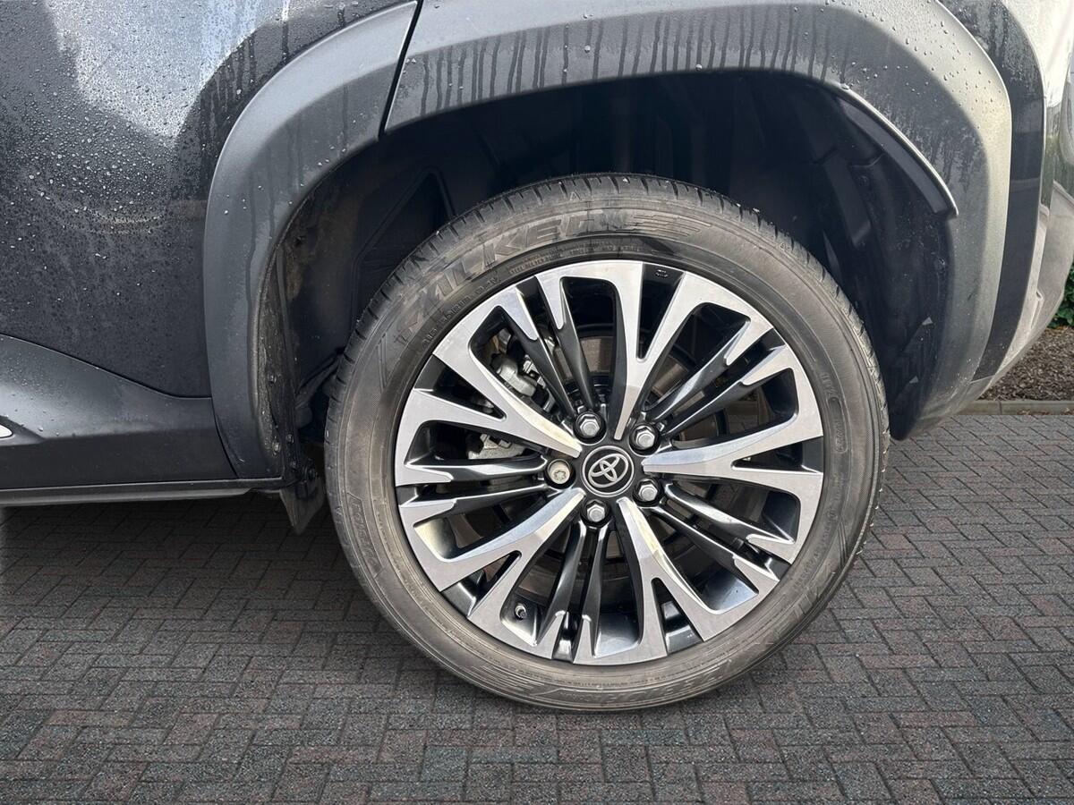 Used Toyota Yaris Cross 2023 for sale - 77613767: Photo 6