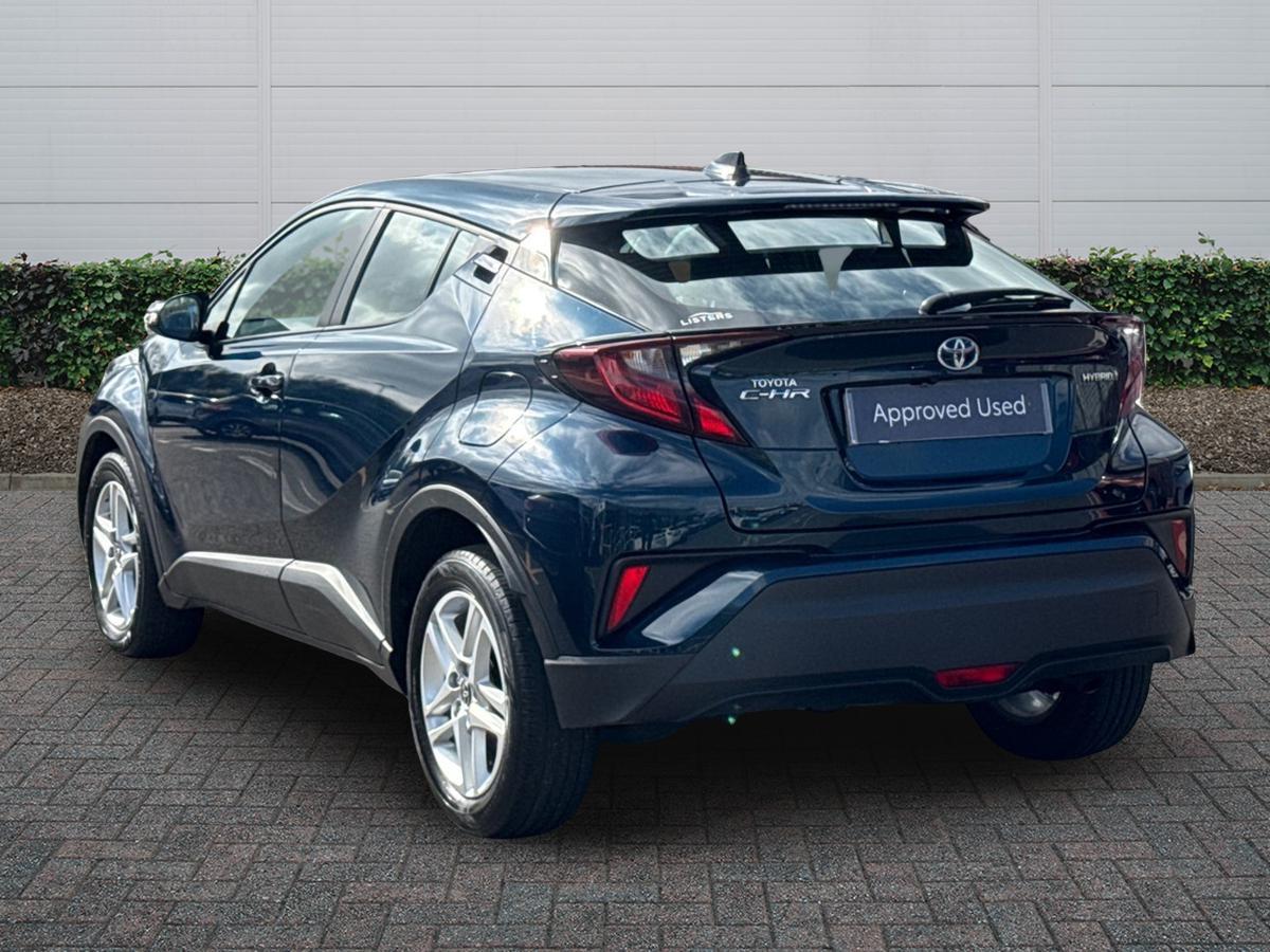 Used Toyota C-HR 2023 for sale - 78102446: Photo 2