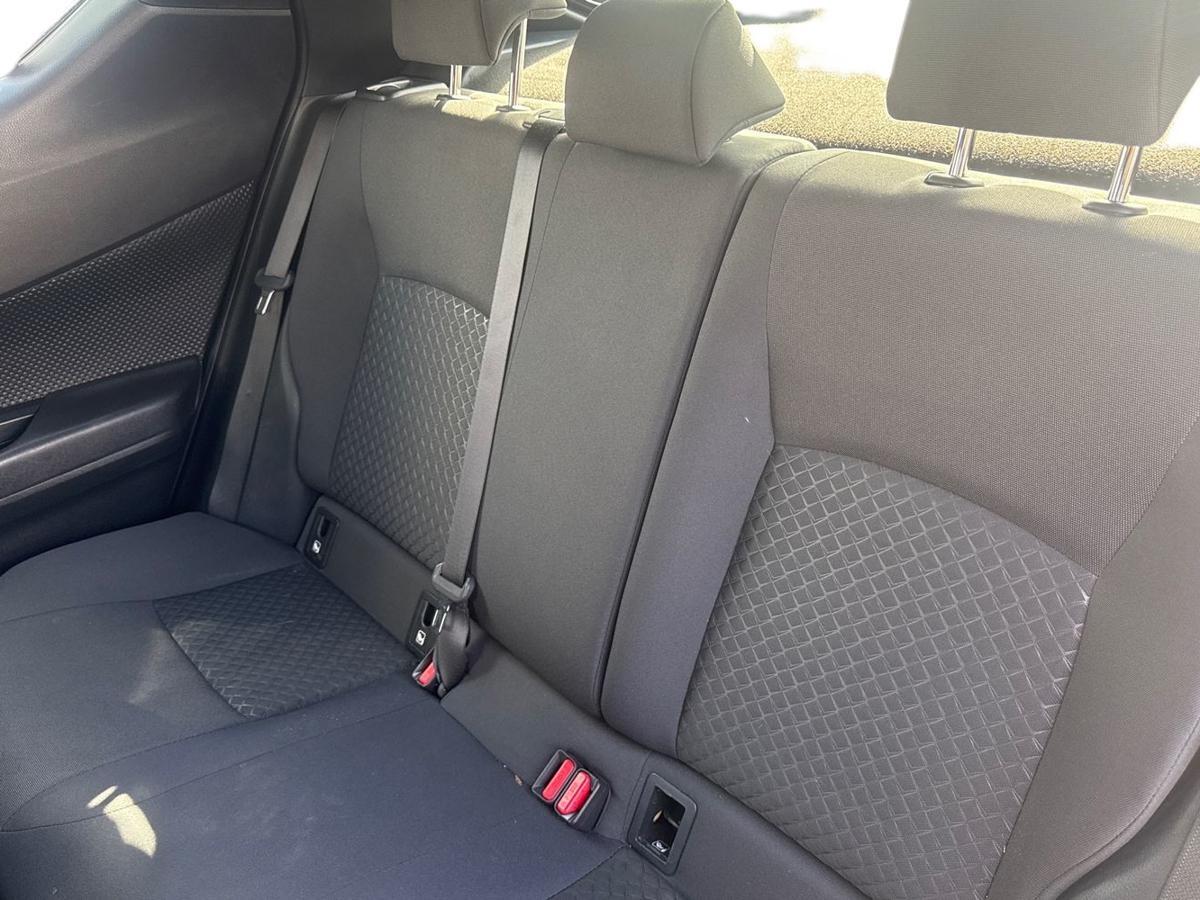 Used Toyota C-HR 2023 for sale - 78102446: Photo 9