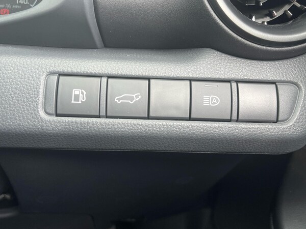 Used Toyota C-HR 2025 for sale - 74479032: Photo 21