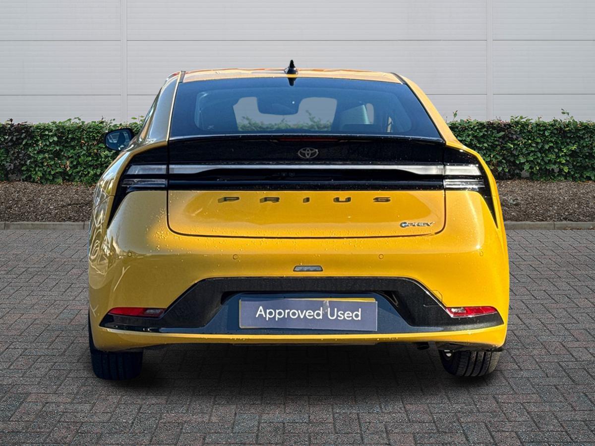 Used Toyota Prius 2025 for sale - 76593391: Photo 4