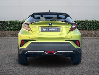 Used Toyota C-HR 2019 for sale - 77539386: Photo