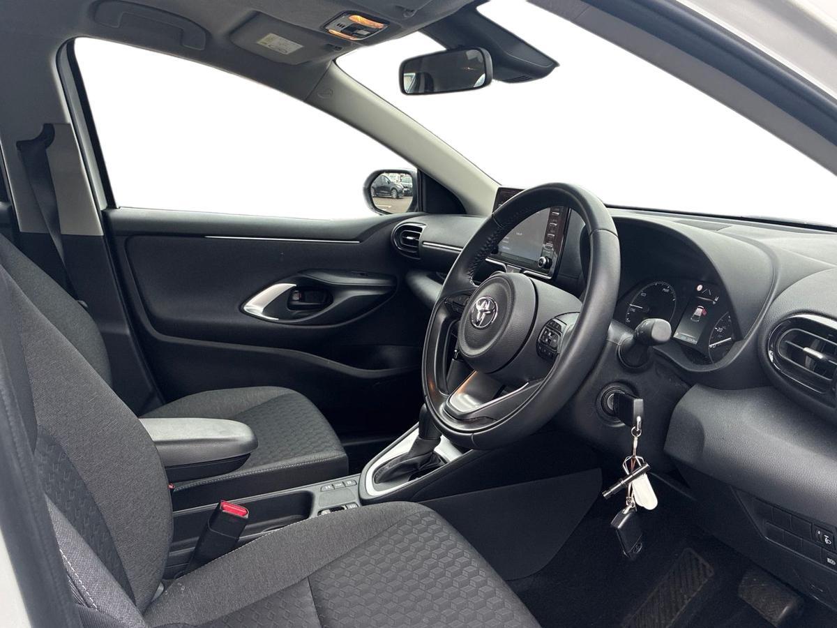 Used Toyota Yaris 2023 for sale - 77599825: Photo 12