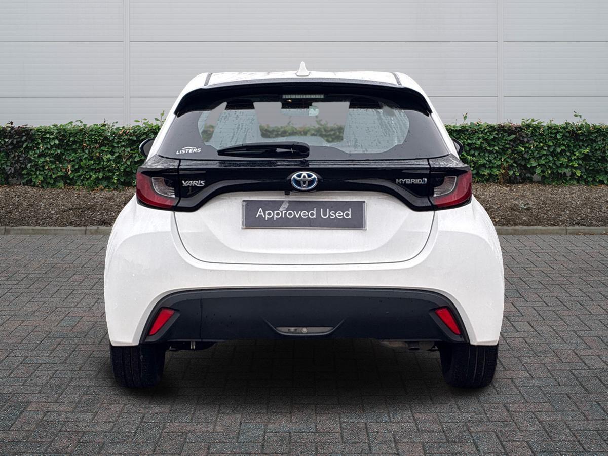 Used Toyota Yaris 2023 for sale - 77599825: Photo 4