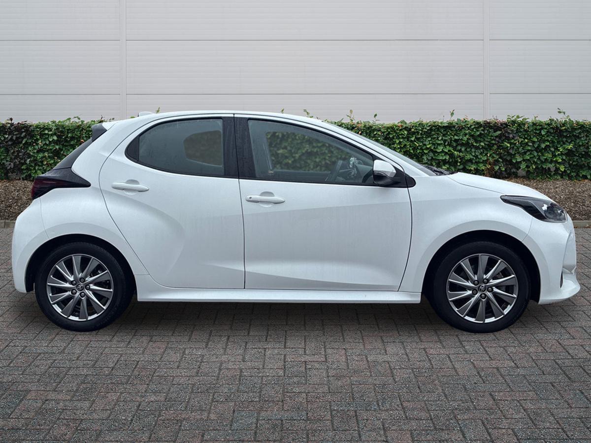 Used Toyota Yaris 2023 for sale - 77599825: Photo 5