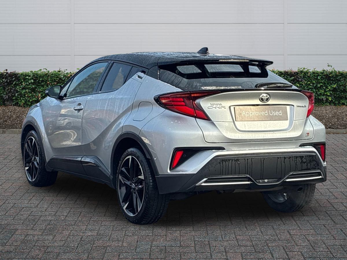 Used Toyota C-HR 2022 for sale - 77575974: Photo 2