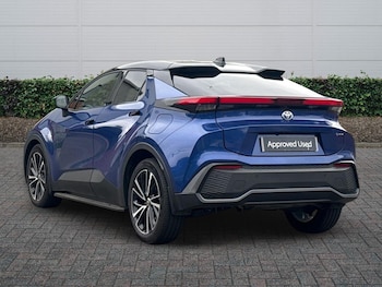 Used Toyota C-HR 2026 for sale - 79363273: Photo