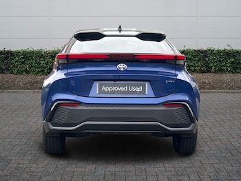 Used Toyota C-HR 2026 for sale - 79363273: Photo