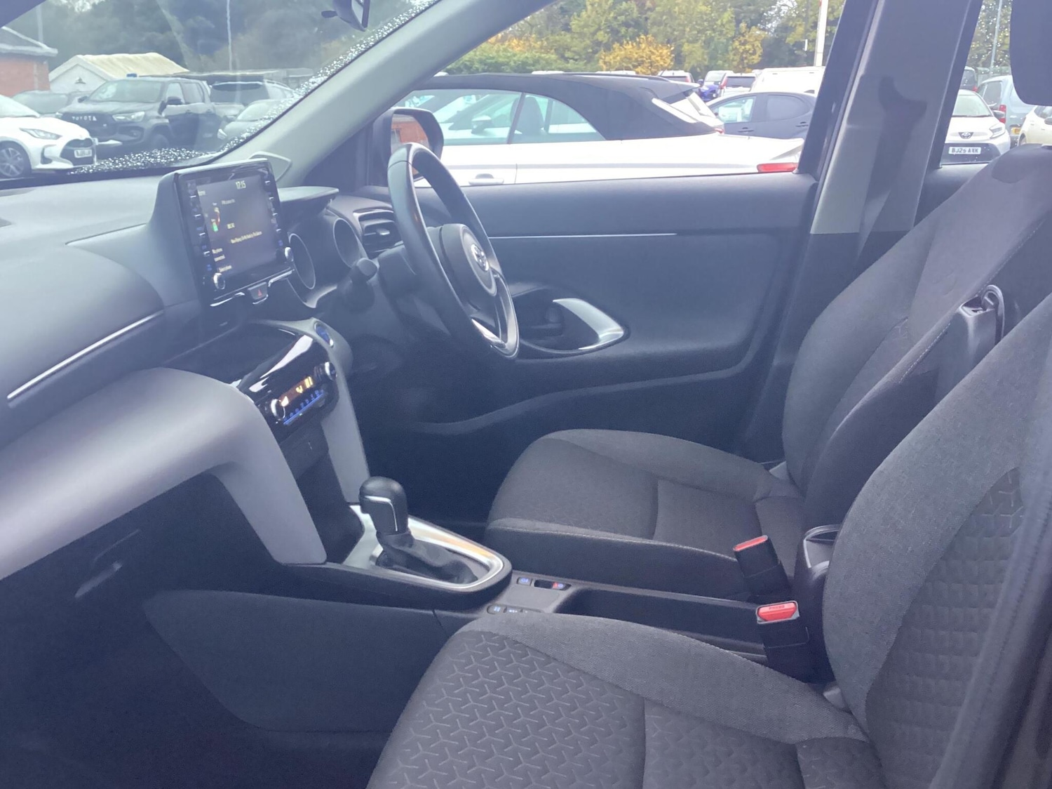 Used Toyota Yaris Cross 2022 for sale - 76474475: Photo 10