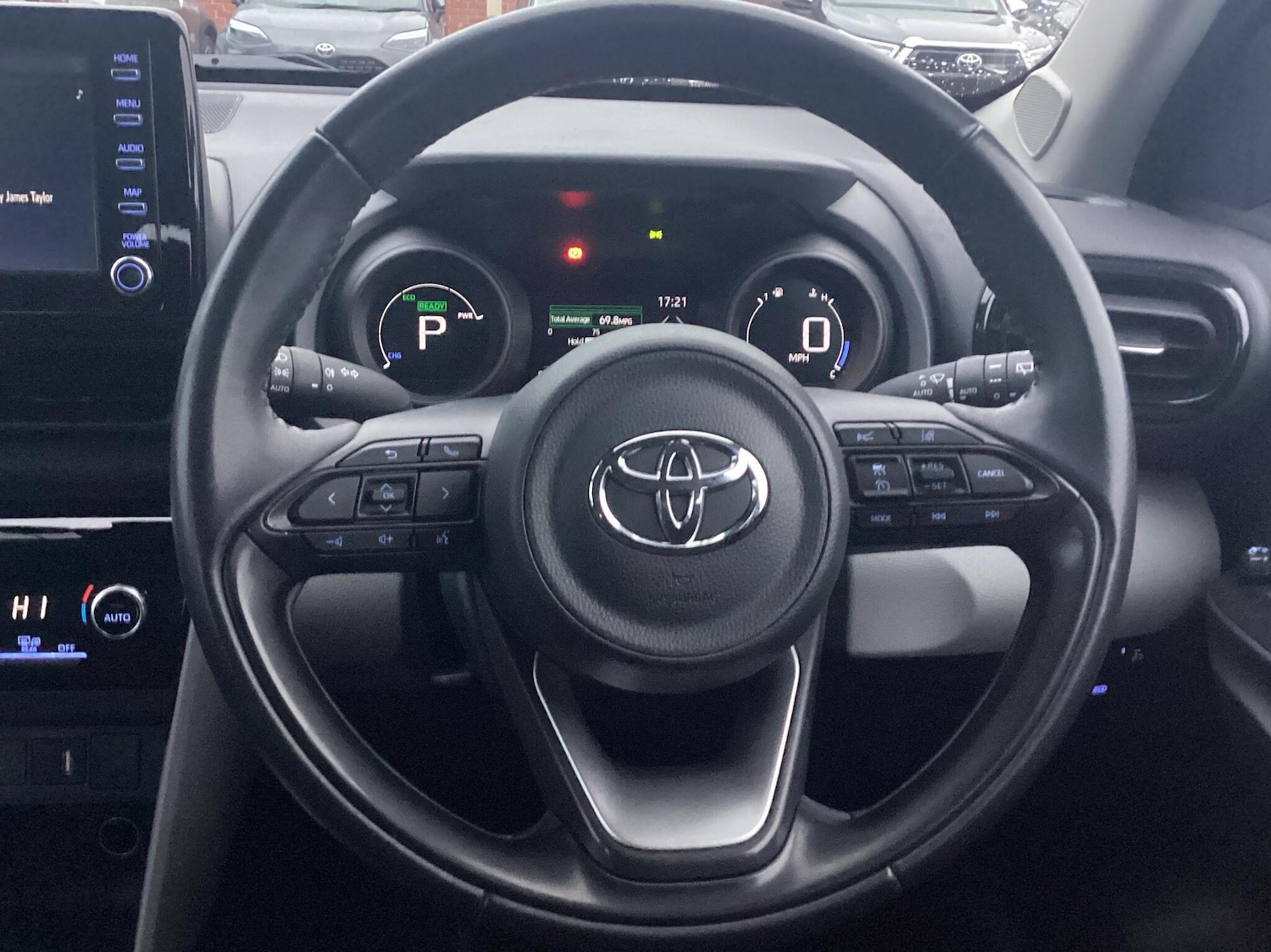 Used Toyota Yaris Cross 2022 for sale - 76474475: Photo 8