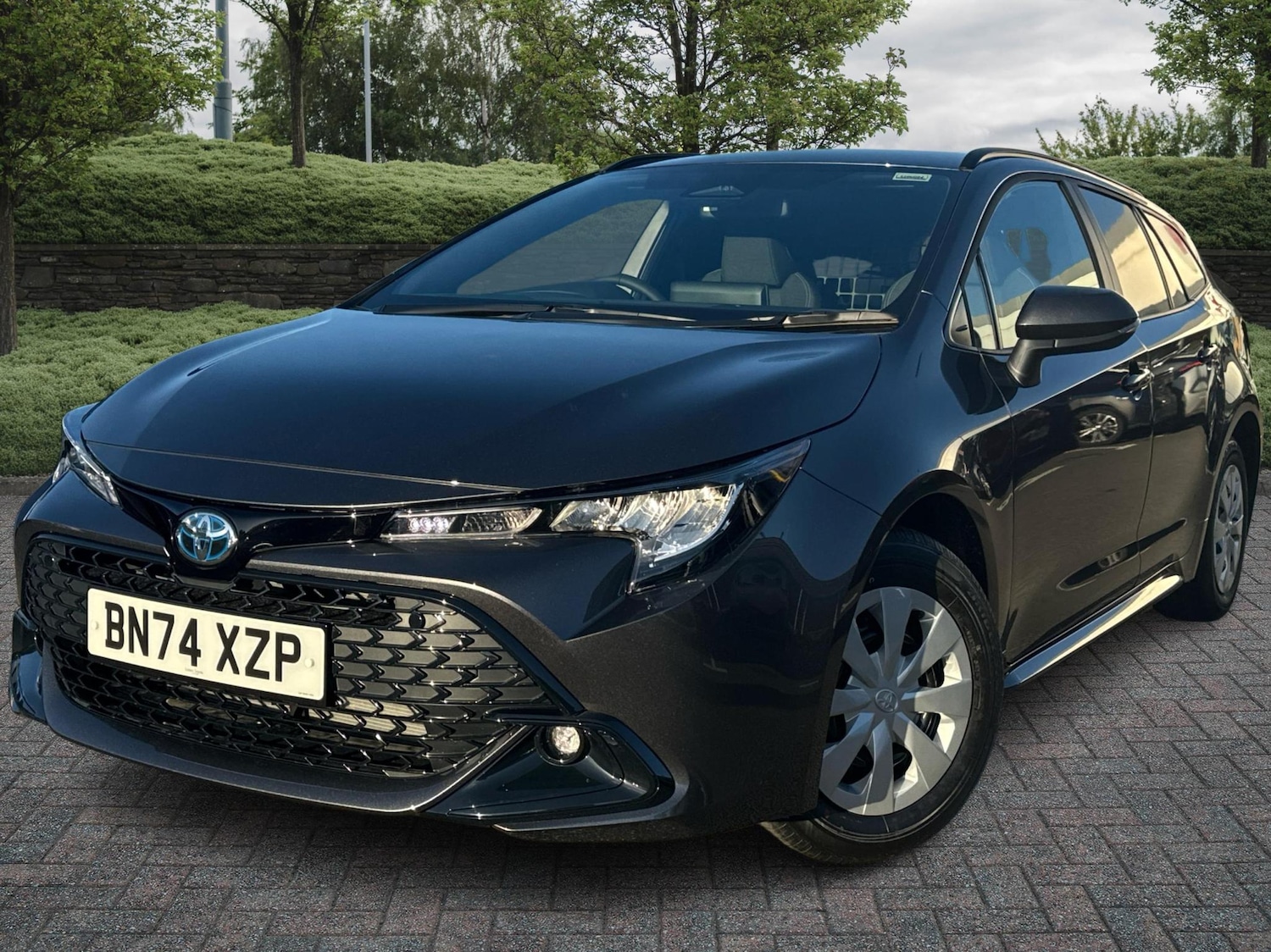 Used Toyota Corolla 2024 for sale - 76271520: Photo 3