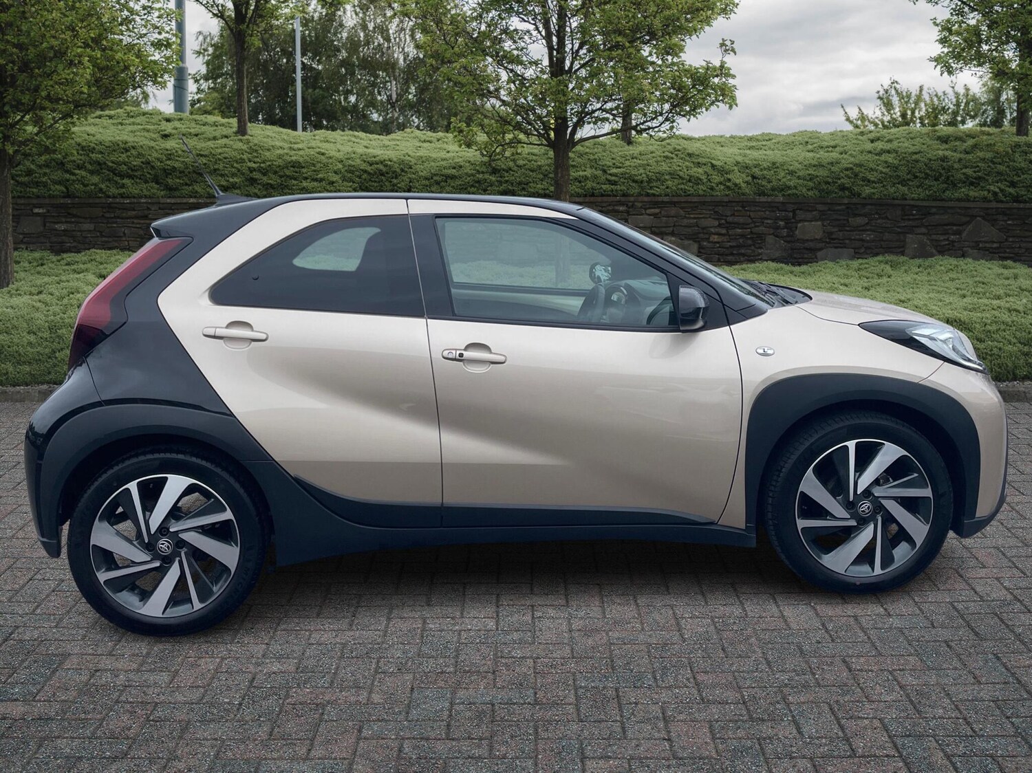 Used Toyota Aygo X 2022 for sale - 75992377: Photo 16