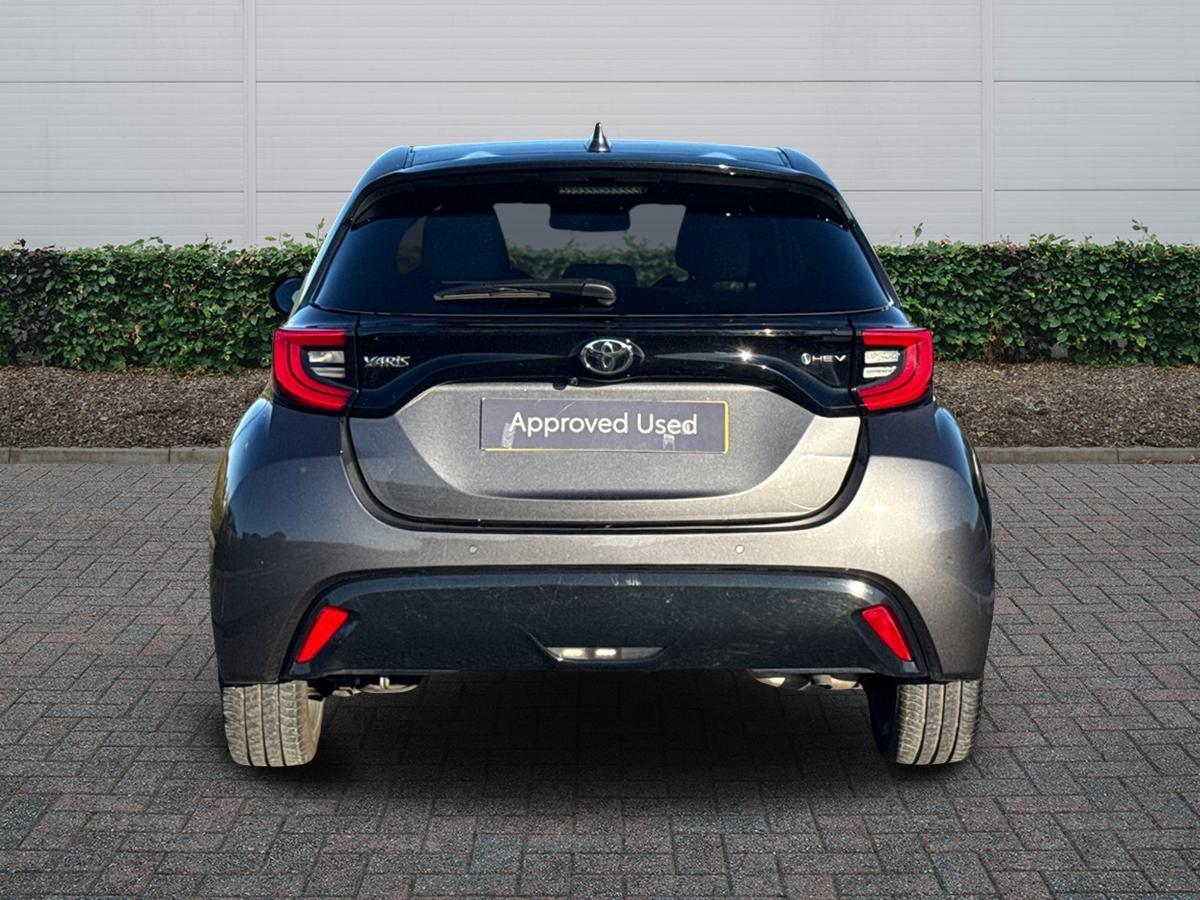 Used Toyota Yaris 2024 for sale - 77124667: Photo 4