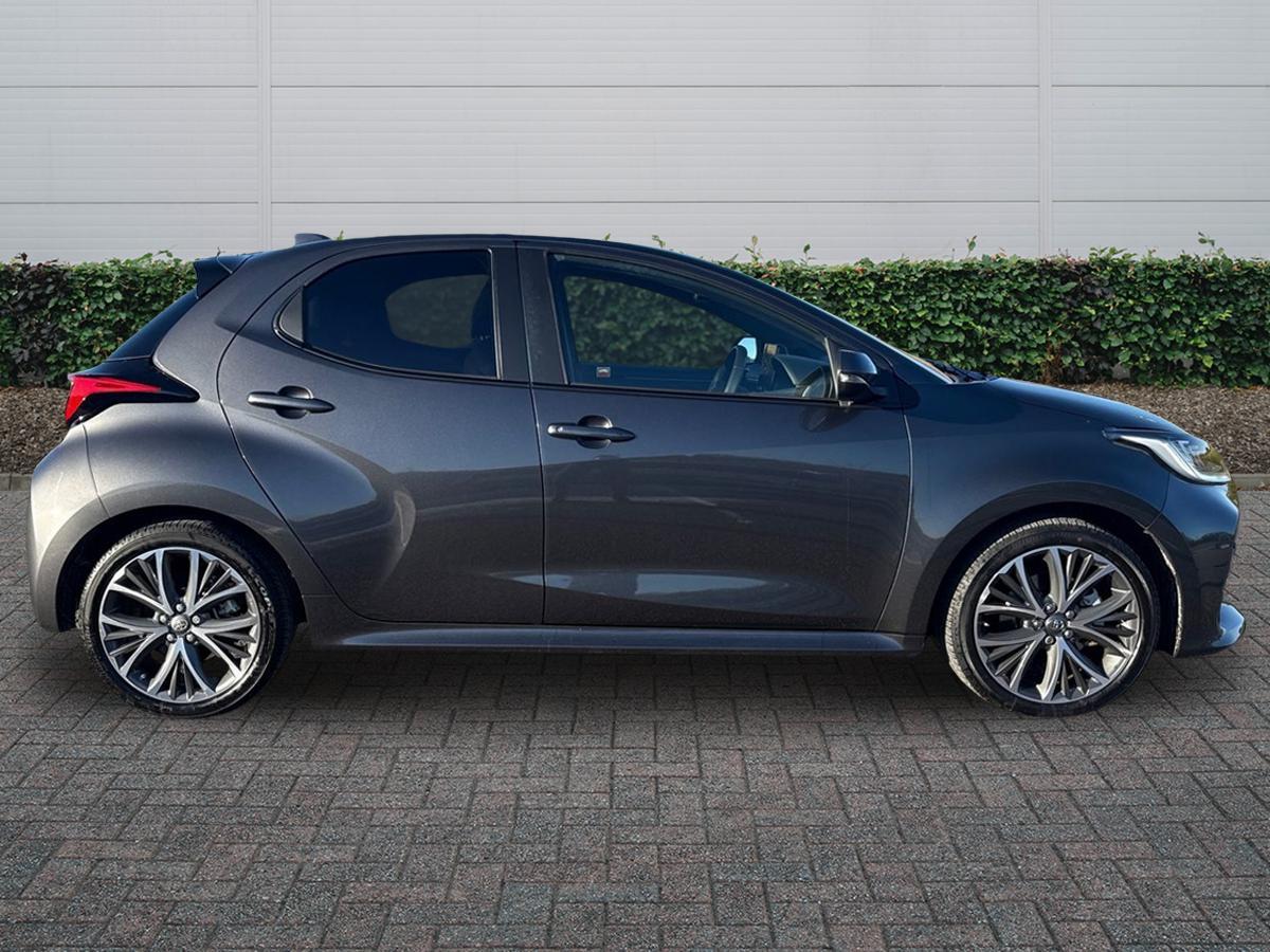 Used Toyota Yaris 2024 for sale - 77124667: Photo 5